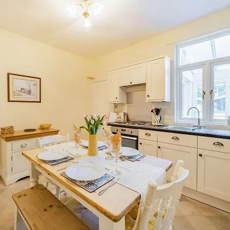 2 Bed In 87621 Newby Bridge